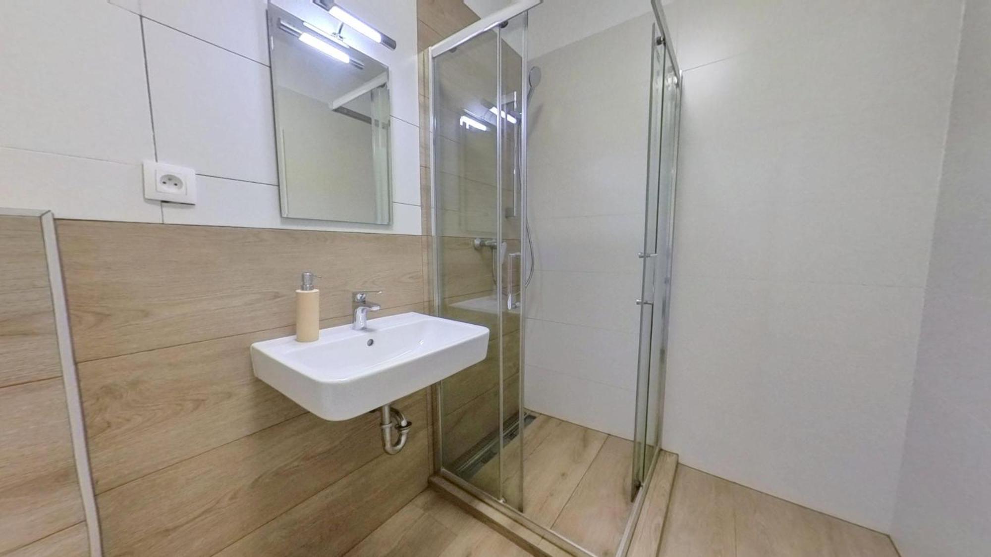 Air-Conditioned 2 Room Apartment, With Terrace, Rovinka, 302 Extérieur photo